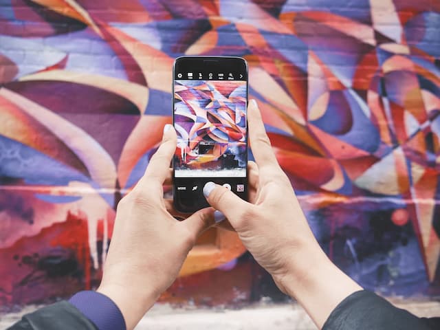 How to Photograph Your Art With Your Mobile?